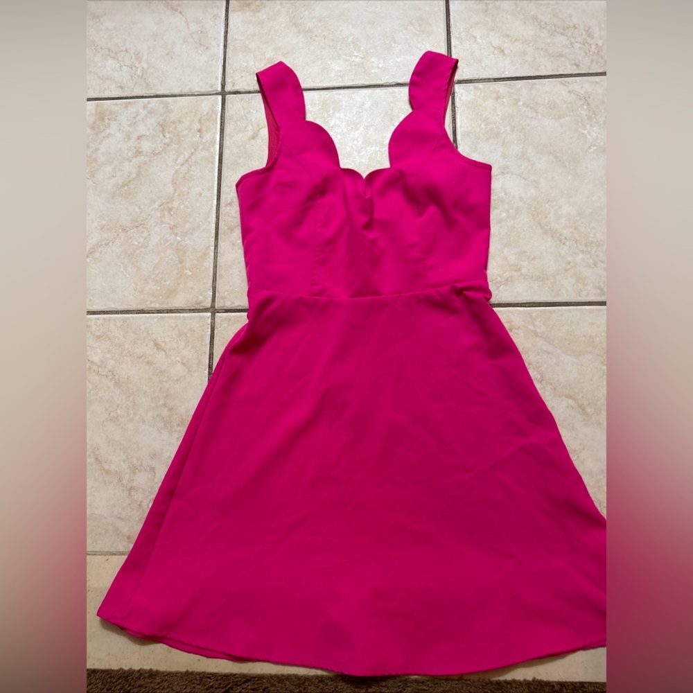 Tobi hot Pink sz s fit flare Scalloped Dress